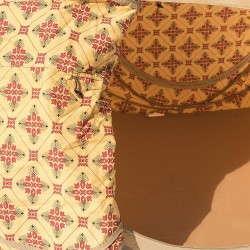 خيمة مبيت مبطنة من الرماية