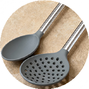 ملاعق ومغارف