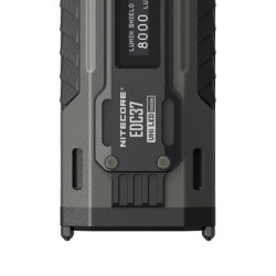 نايتكور EDC37 | كشاف 8000 لومين نحيف مع شاشة