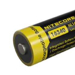 بطارية نايتكور NL169 سعة 950 مللي أمبير 16340 قابلة لإعادة الشحن