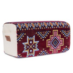 الرماية - تكاية بر أحمر مع أبيض مقاس (45×22×22) سم 