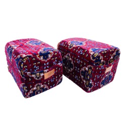 الرماية - جلسة بر بطراز شعبي تراثي عنابي (200×70) سم مع 2 مركا